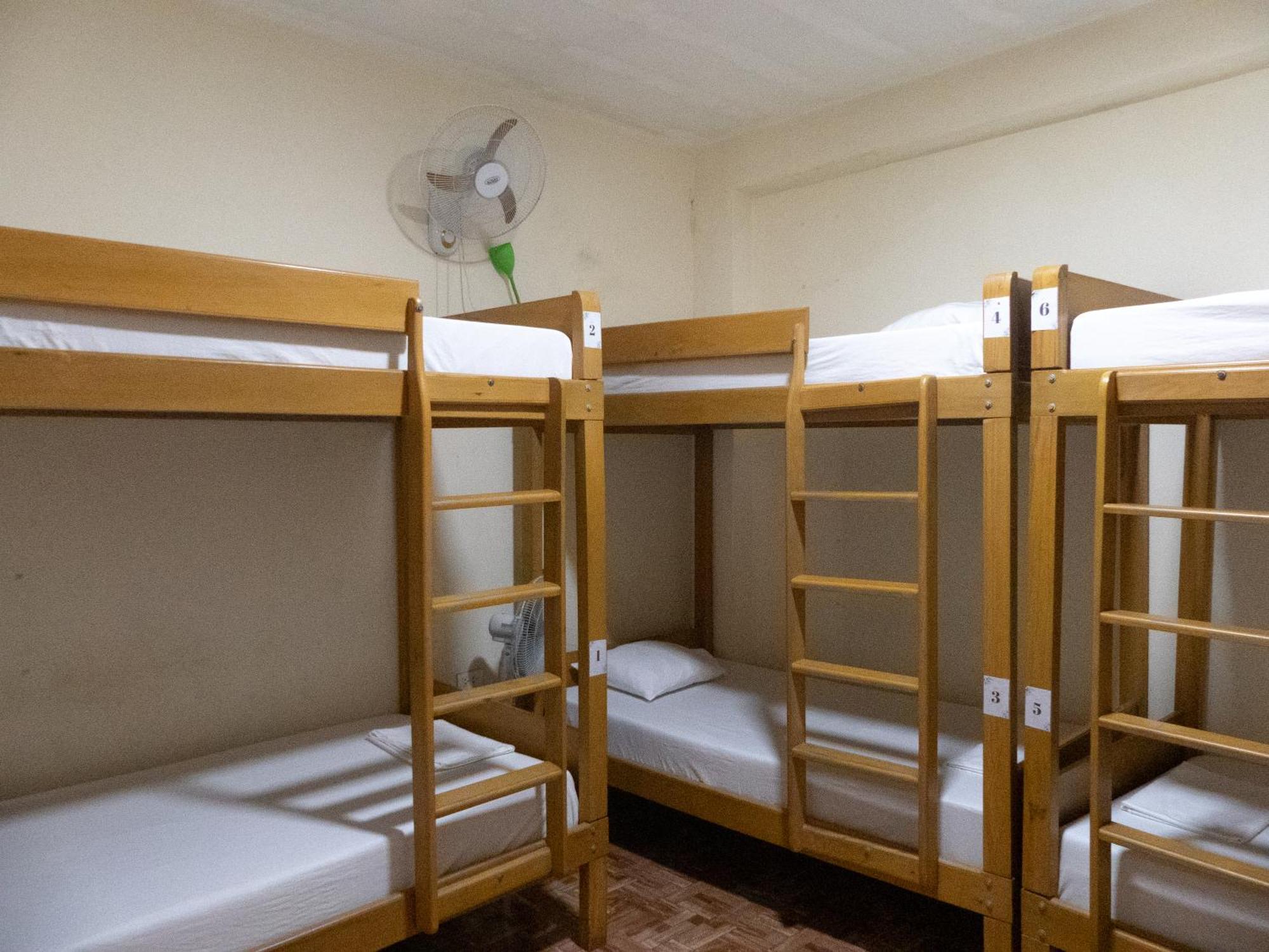 איקיטוס Moicca Youth Hostel חדר תמונה