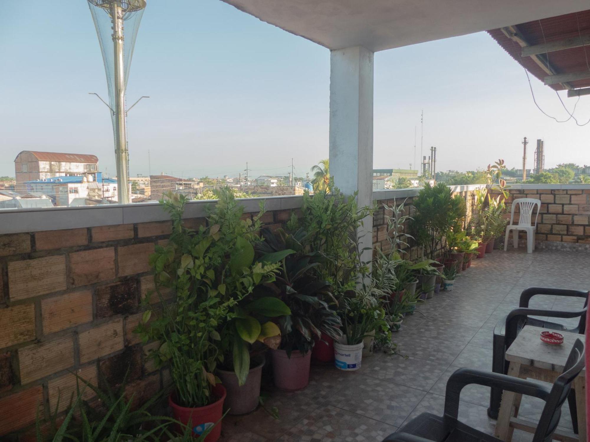 איקיטוס Moicca Youth Hostel מראה חיצוני תמונה